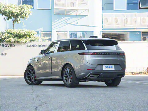 2025�� 400PS Dynamic SE