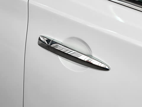 2024�� ���� 1.6XE CVT���ʰ�