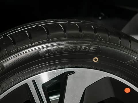 2025�� 688MAX 160kW