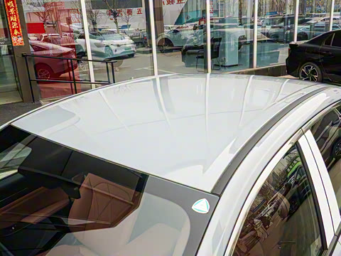 2025�� EM-i 60km ������