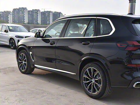 2023�� xDrive 30Li M�˶���װ