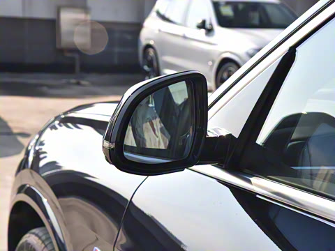 2023�� xDrive 40Li M�˶���װ