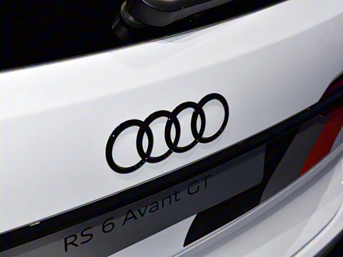 2025�� RS 6 Avant GT