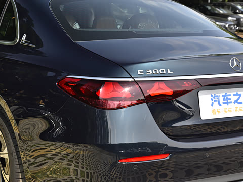 2025�� E 300 L ������