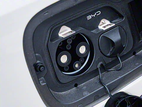 2025�� �Ǽݰ� 305km ������