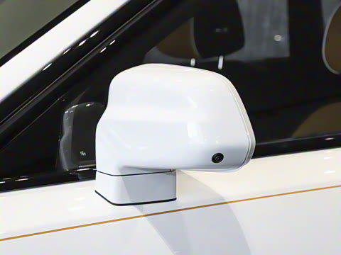 2025�� Black Badge