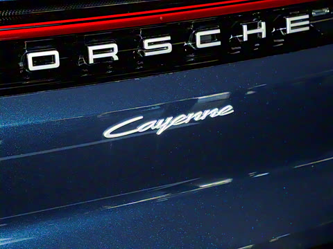 2025�� Cayenne 3.0T