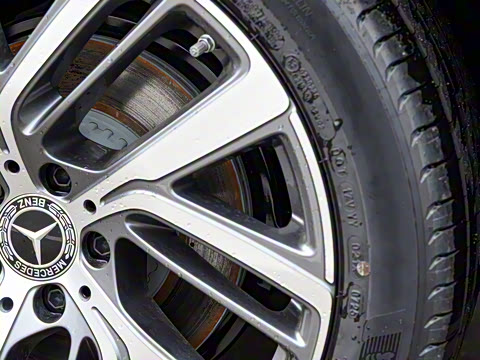 2025�� �Ŀ� E 300 L ʱ����