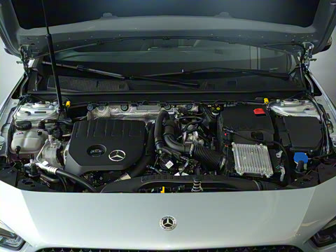 2024�� �Ŀ� CLA 200 ���ܳ�