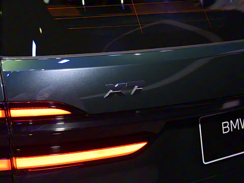 2024�� xDrive M60i