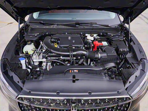 2025�� 2.0T ���а�