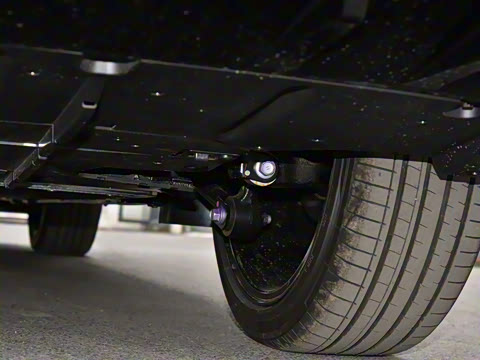 2025�� 550 PRO���а�