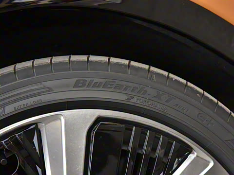 2025�� 550 PRO���а�