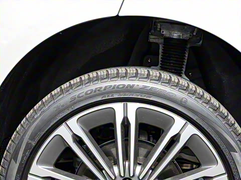 2024�� 3.0 L6 400PS SV���ٴ����ӳ��� 4��