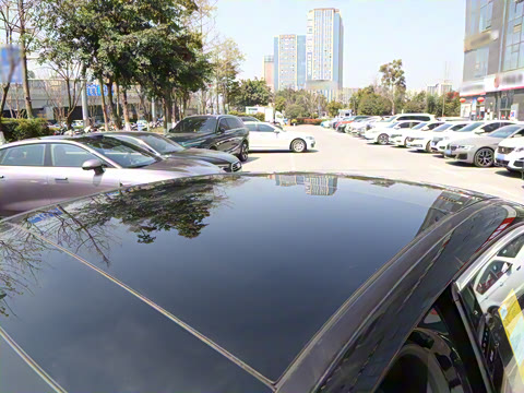 2025�� �Ŀ� E 300 L ʱ���˶���