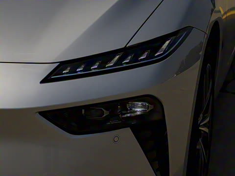 2025�� ���� 550ProѲ����