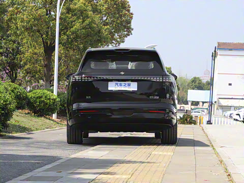 2025�� 636Max���Ȱ� 5��