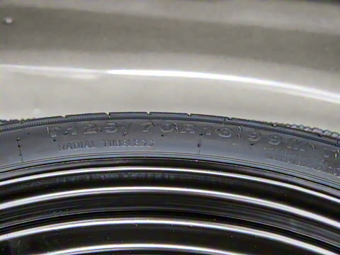 2025�� ���ڿ� 330TSI �ǿվ�Ӣ��