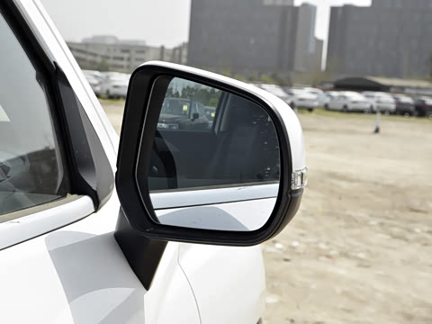 2025�� 2.0T�Զ������촴�� ����