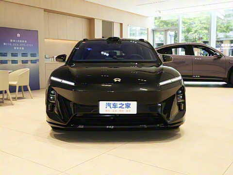 2025�� 75kWh Touring