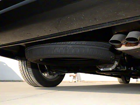 2025�� 2.0T ��άʿ������