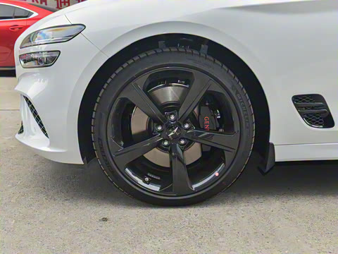 2024�� 2.0T ���Ͱ���������� Shooting Brake