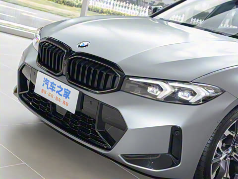 2025�� 330Li 50����������