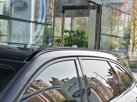 2025�� P400 SPORT