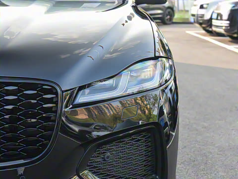 2025�� P400 SPORT