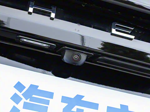 2025�� 2.0T ��������� 5��