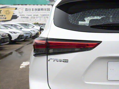 2024�� 2.5L���ܵ��˫��������Ӣ�� 7��