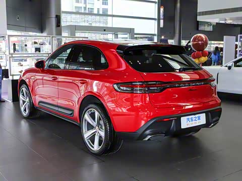 2025�� Macan 2.0T ���ΰ�