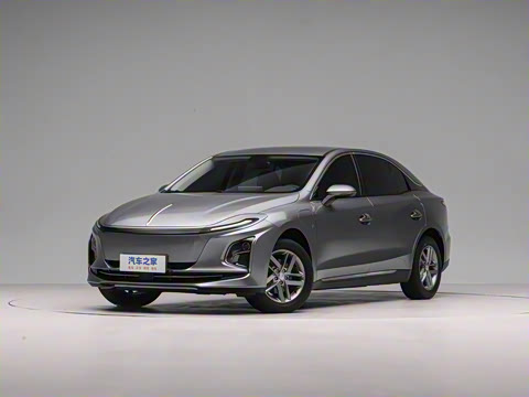 2025�� 610km PLUS