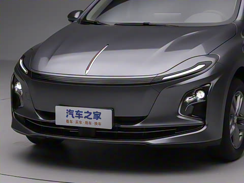 2025�� 610km PLUS