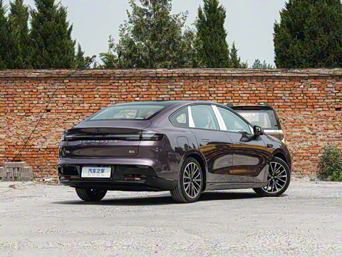 2025�� 550������