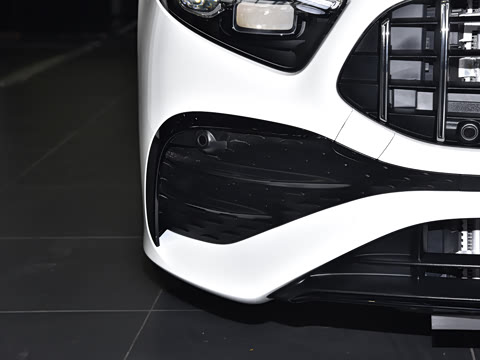 2025�� AMG A 35 4MATIC