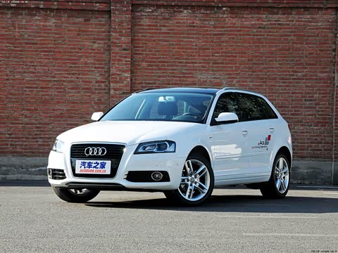 2013�� Sportback 30 TFSI ������