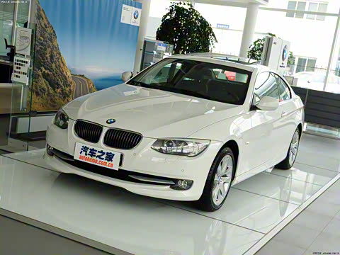 2011�� 330i˫�Ž��ܳ�