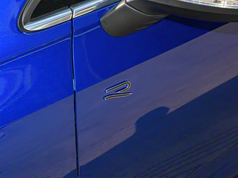 2025�� 300TSI R-Line