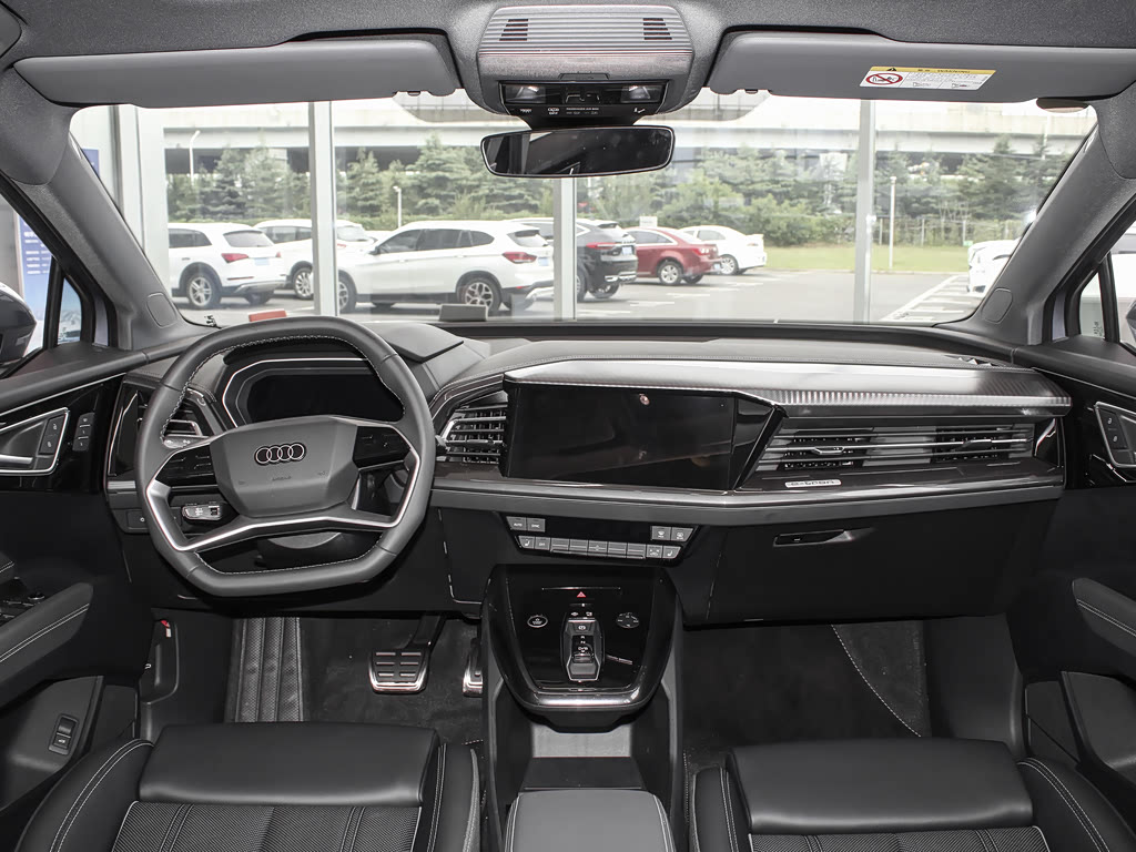 Audi Q4 e-tron I Рестайлинг, Внедорожник 5 дв.: фото поколения