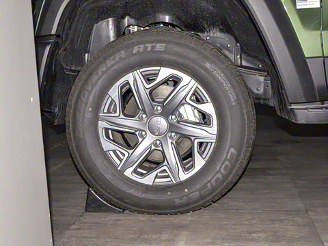 2024�� 2.0D ȫ�µ���Ӣ�۴�Խ��