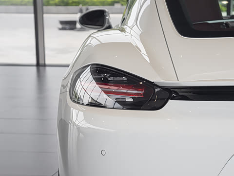 2022�� Cayman 2.0T