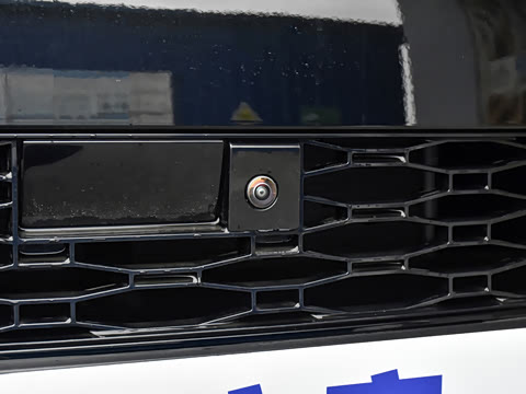 2025�� 400PS Dynamic HSE