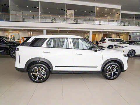 2025�� ���ܰ� 1.6T ��������