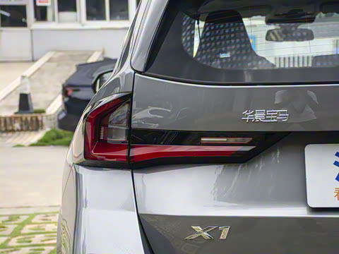 2024�� xDrive25Li M�˶���װ