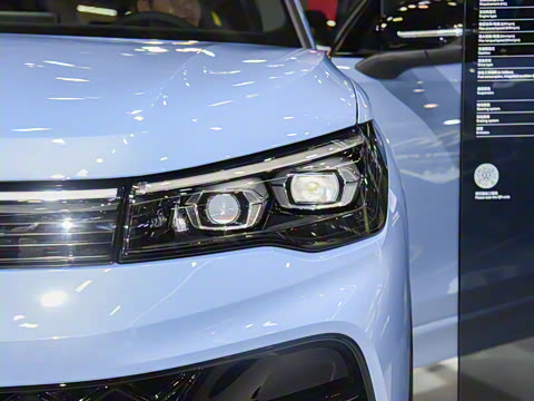 2025�� PRO 380TSI ���� R-Line �����