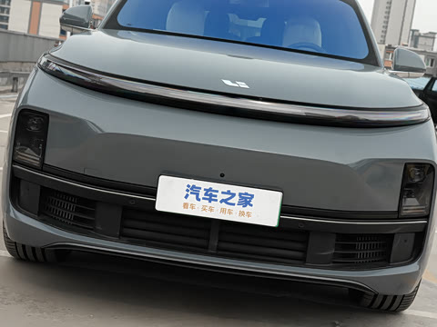 2025�� Ultra ���ܻ��°�