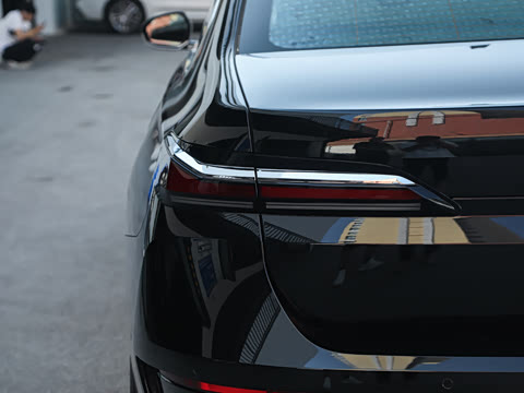 2023�� 740Li ������ ������װ