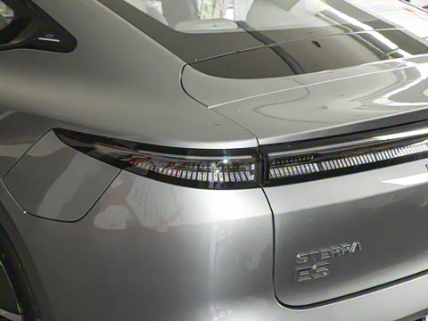 2025�� ���� Ultra �����콢