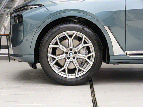 2024�� xDrive40i �����ͺ�����װ